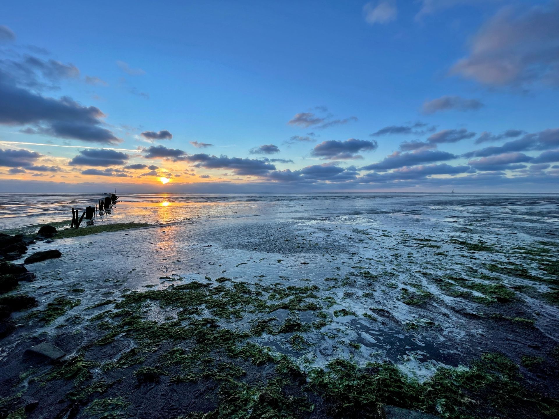 Waddenzee met ondergaande zon. Bron: Beeldbank Gemeente Hollands Kroon