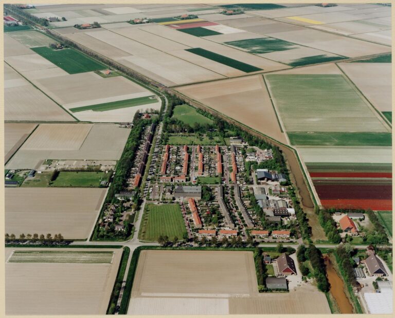 Overzichtsfoto van Kreileroord op 30 april 1999. Bron: Regionaal Archief Alkmaar
